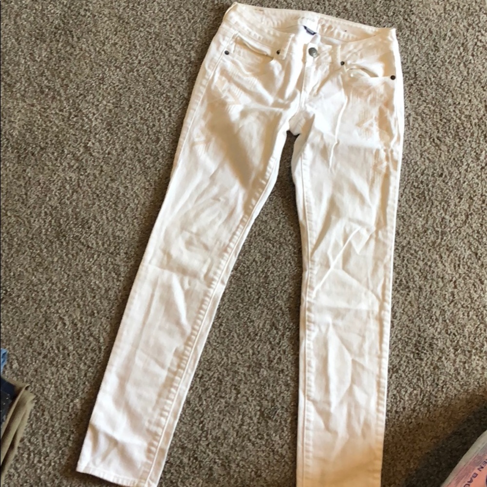 American Eagle white jeans